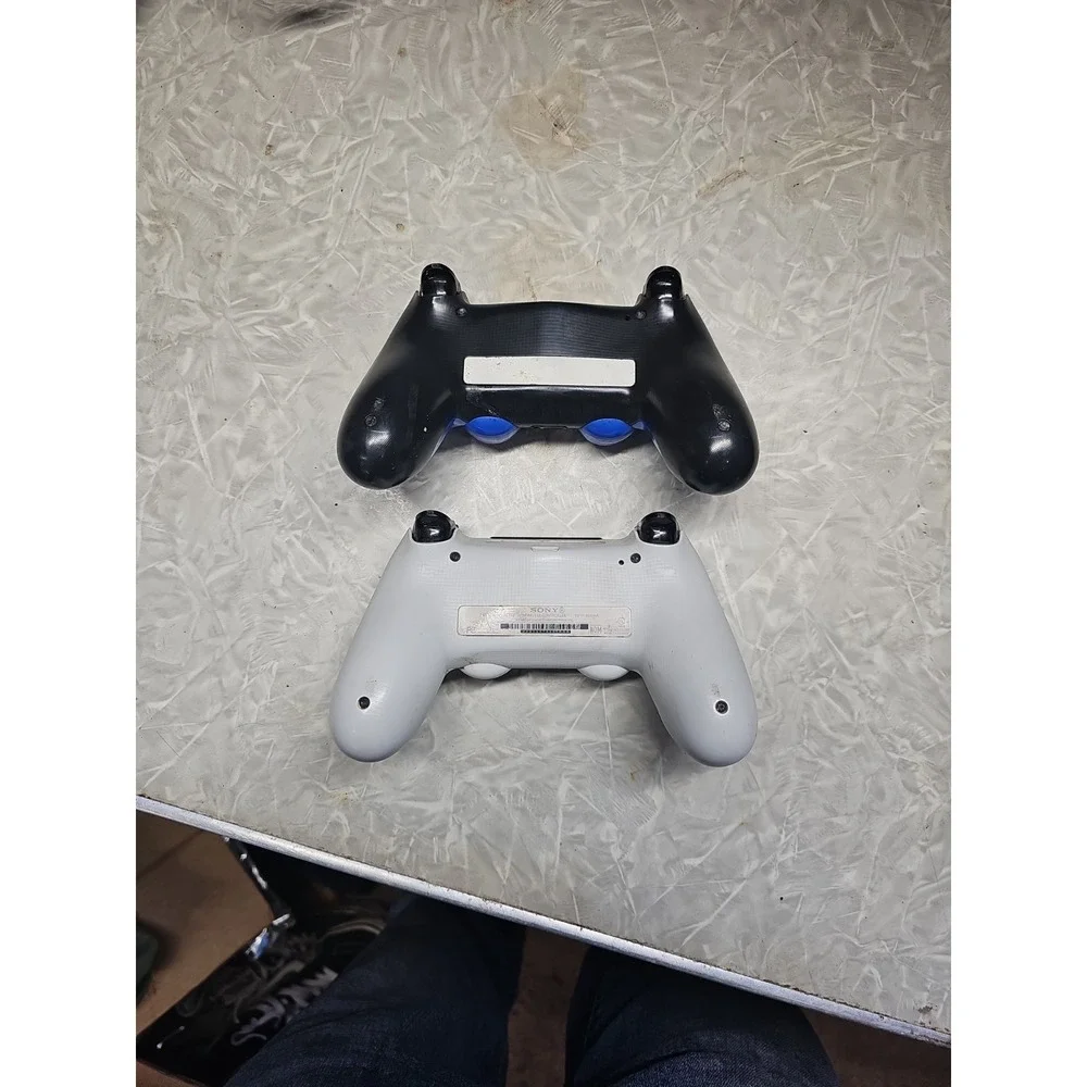 Sony PS4 Controller Set See Description